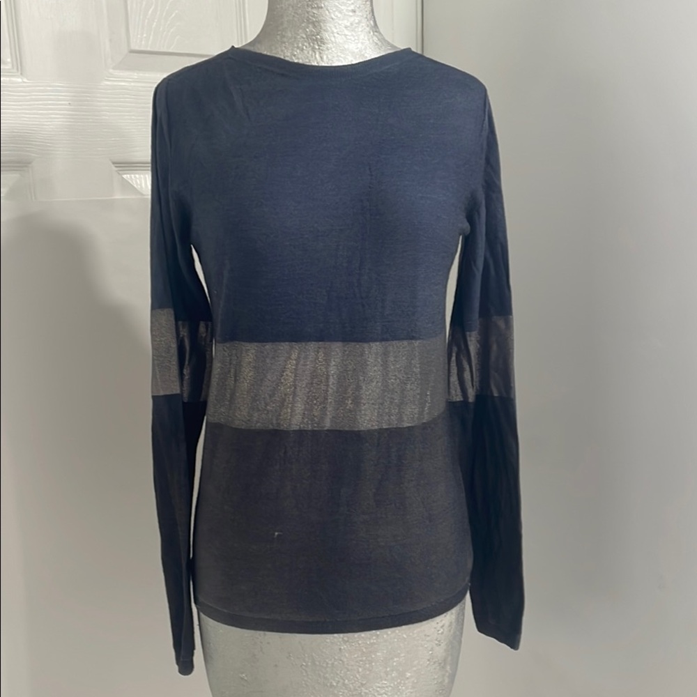 Cividini metallic gray sweater 100% wool size medium made in Italy